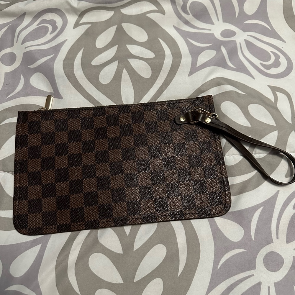 Brown checkered wristlet